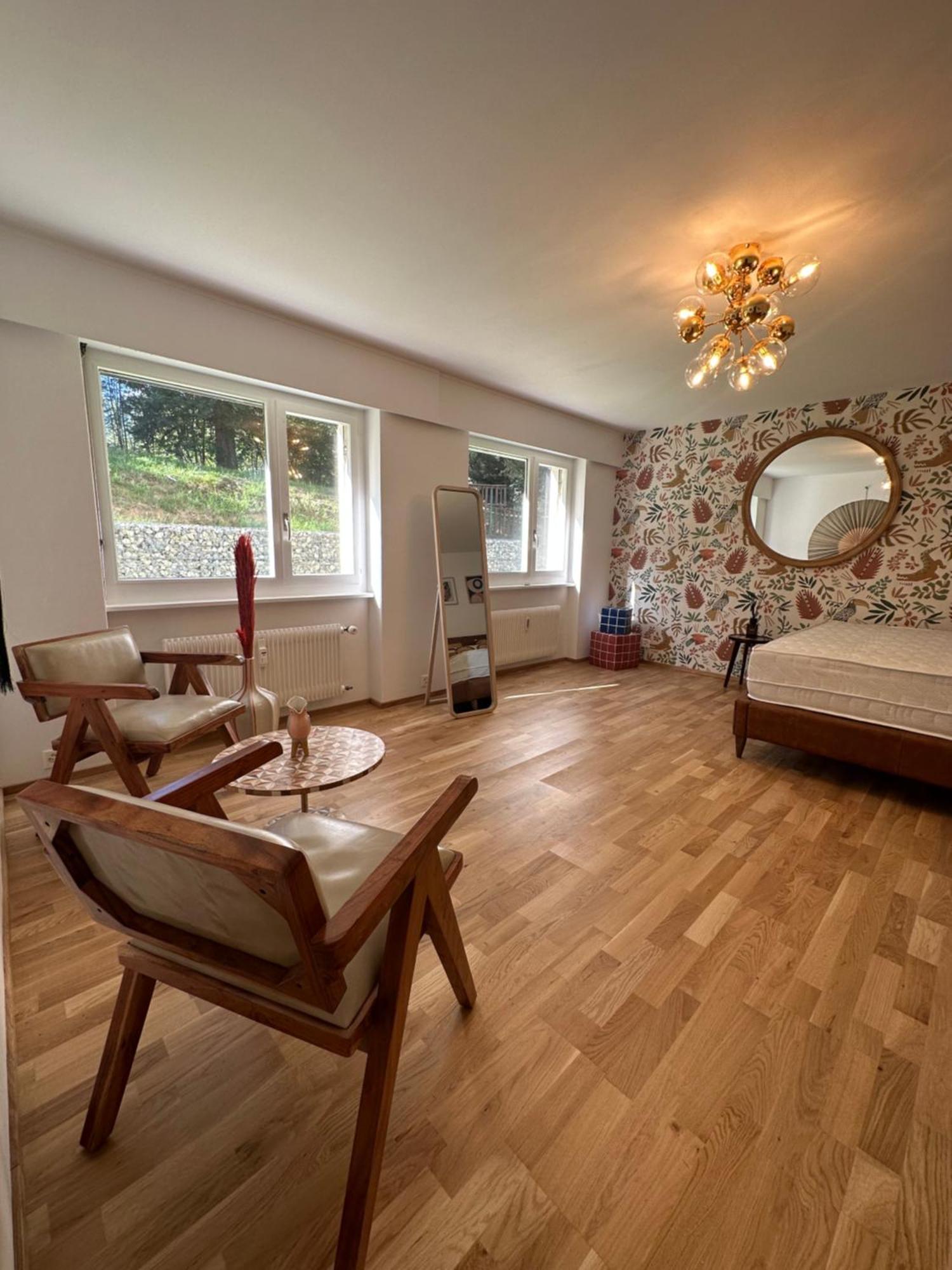 Cozy Central Apartment At A Special Price! 克莱恩 蒙塔纳 外观 照片